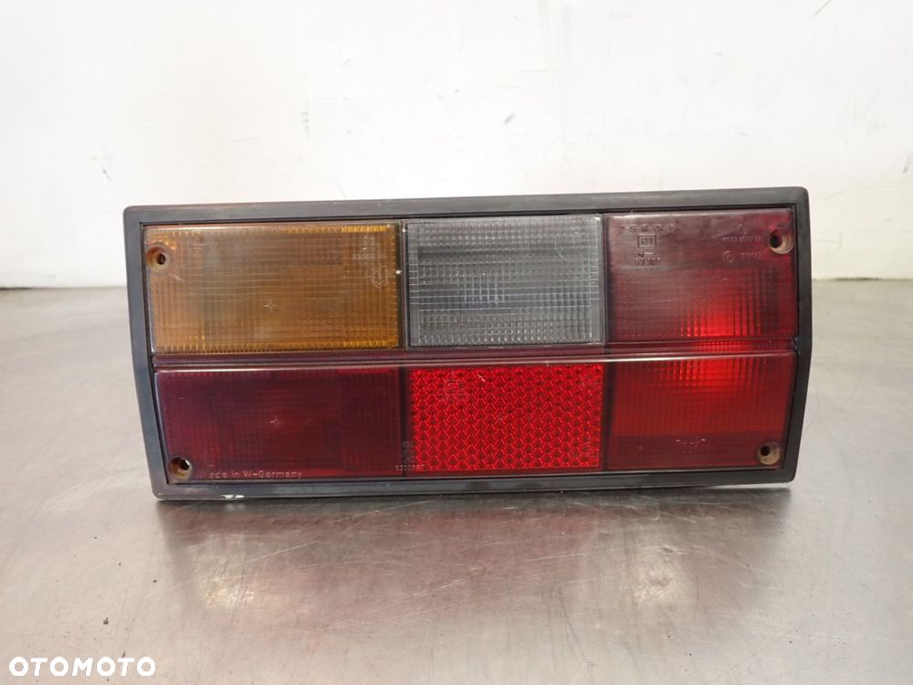 LAMPA LEWA TYLNA VOLKSWAGEN T3 - 1