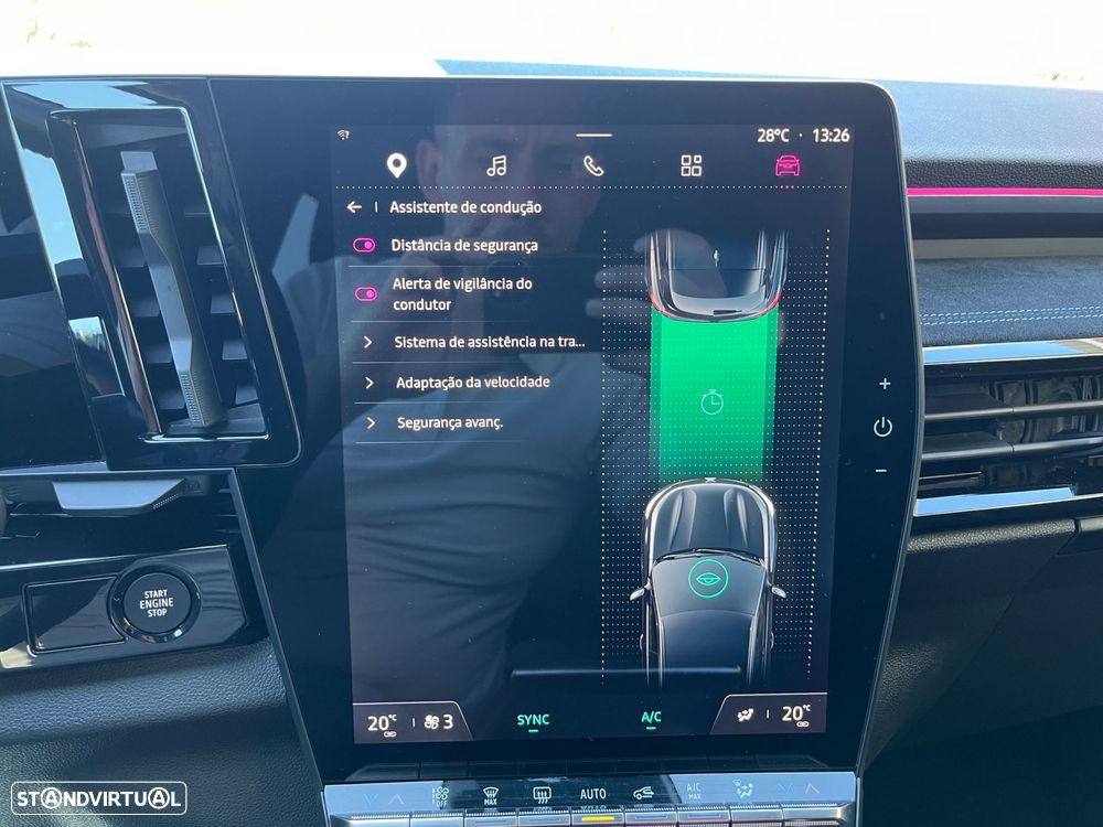 Renault Austral 1.2 Full Hybrid E-Tech Esprit Alpine - 32