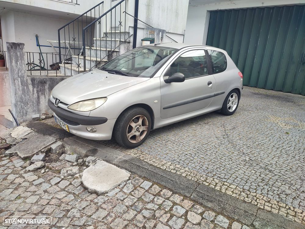 Peugeot 206 1.1 XR - 3