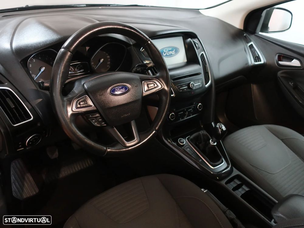 Ford Focus 1.0 SCTi Titanium - 14