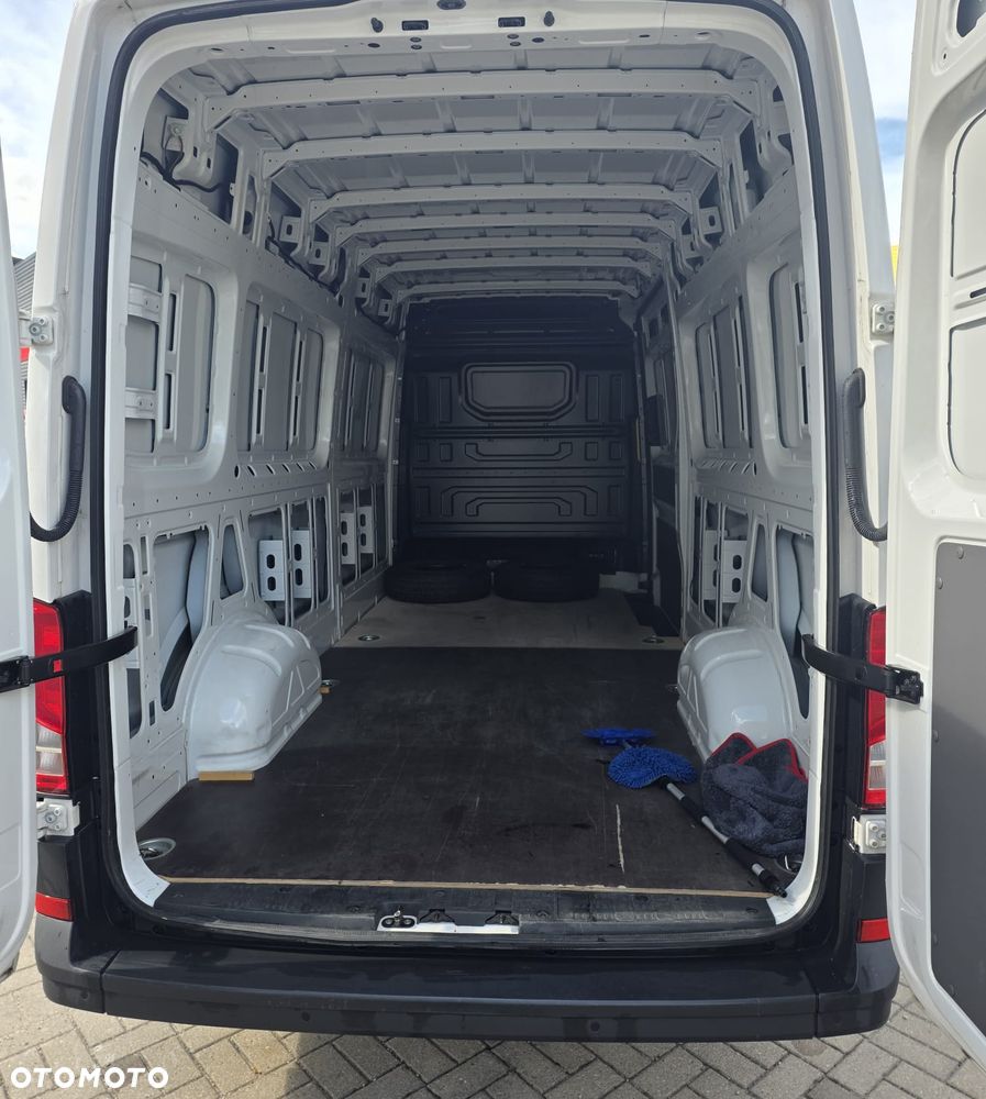 Volkswagen CRAFTER - 17