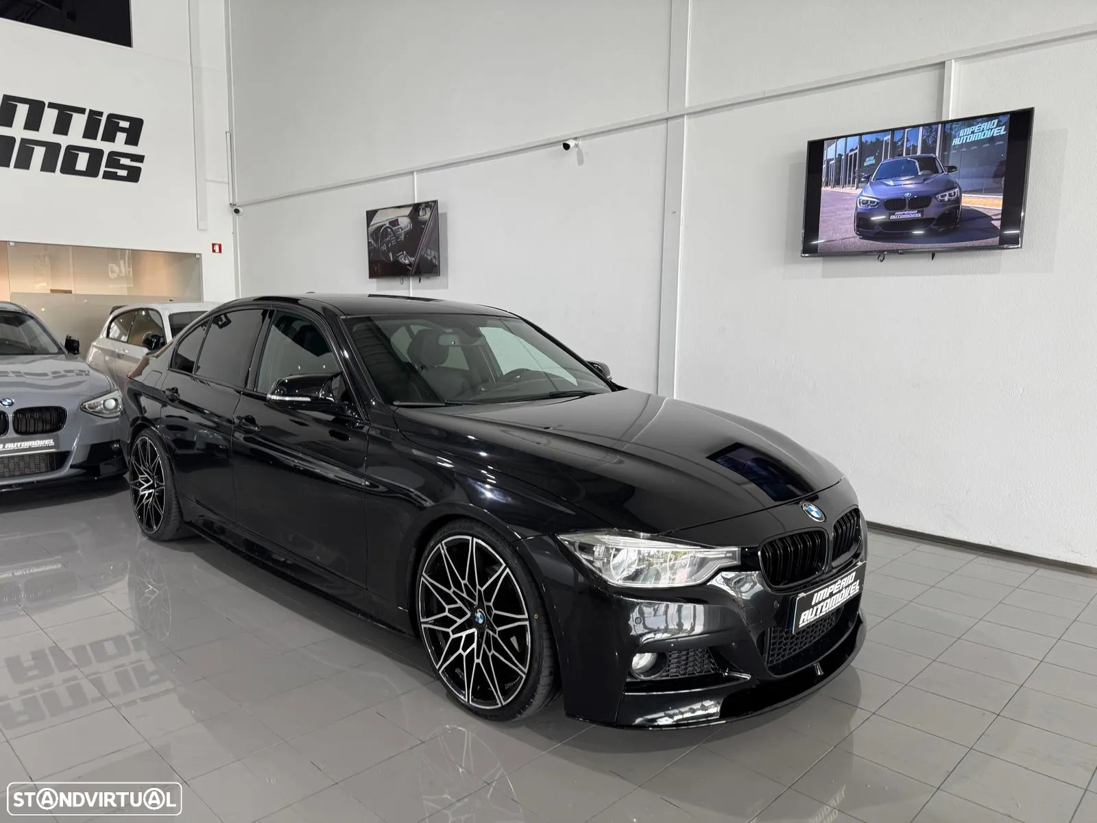 BMW 320 i Pack M Auto - 14