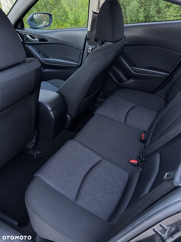 Mazda 3 - 15