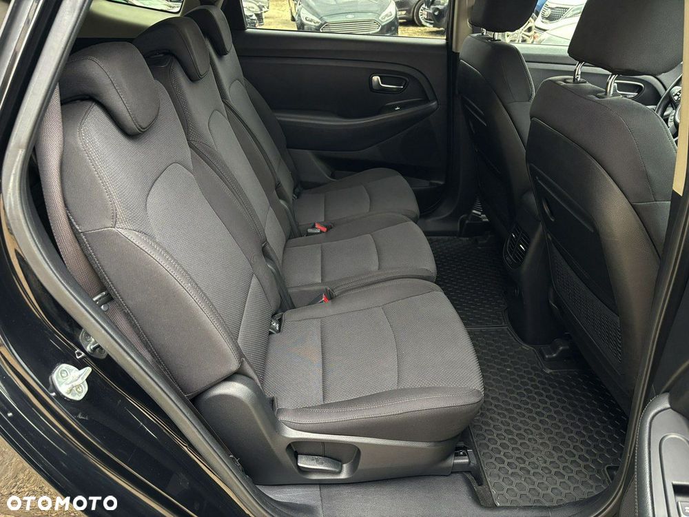 Kia Carens 2.0 GDI Automatik Edition 7 - 24