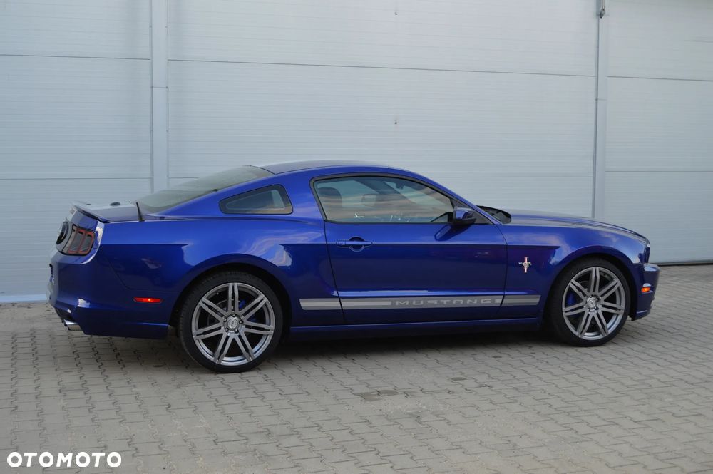 Ford Mustang - 11