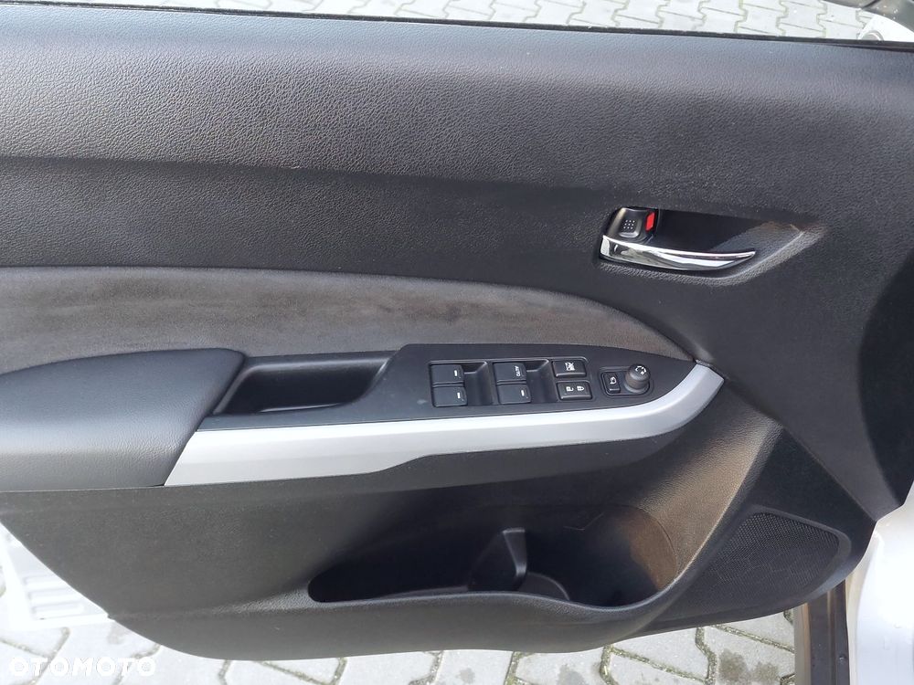 Suzuki Vitara - 13