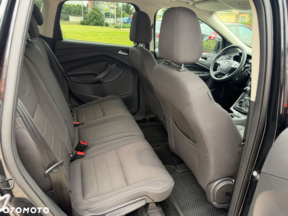Ford Kuga - 30