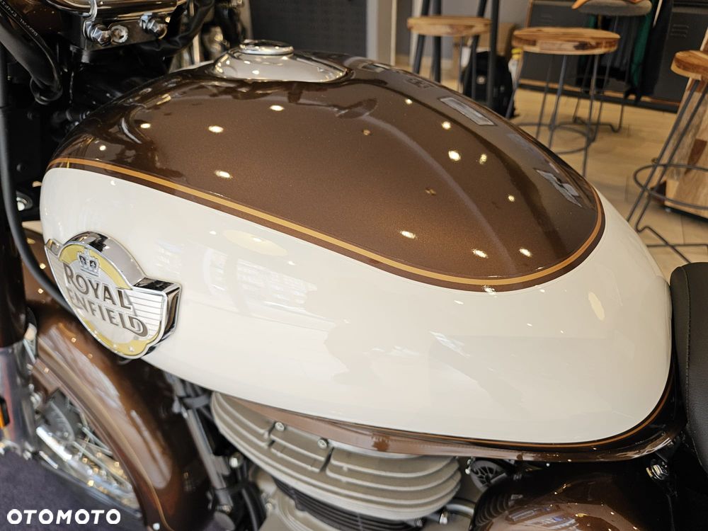 Royal Enfield Classic - 23