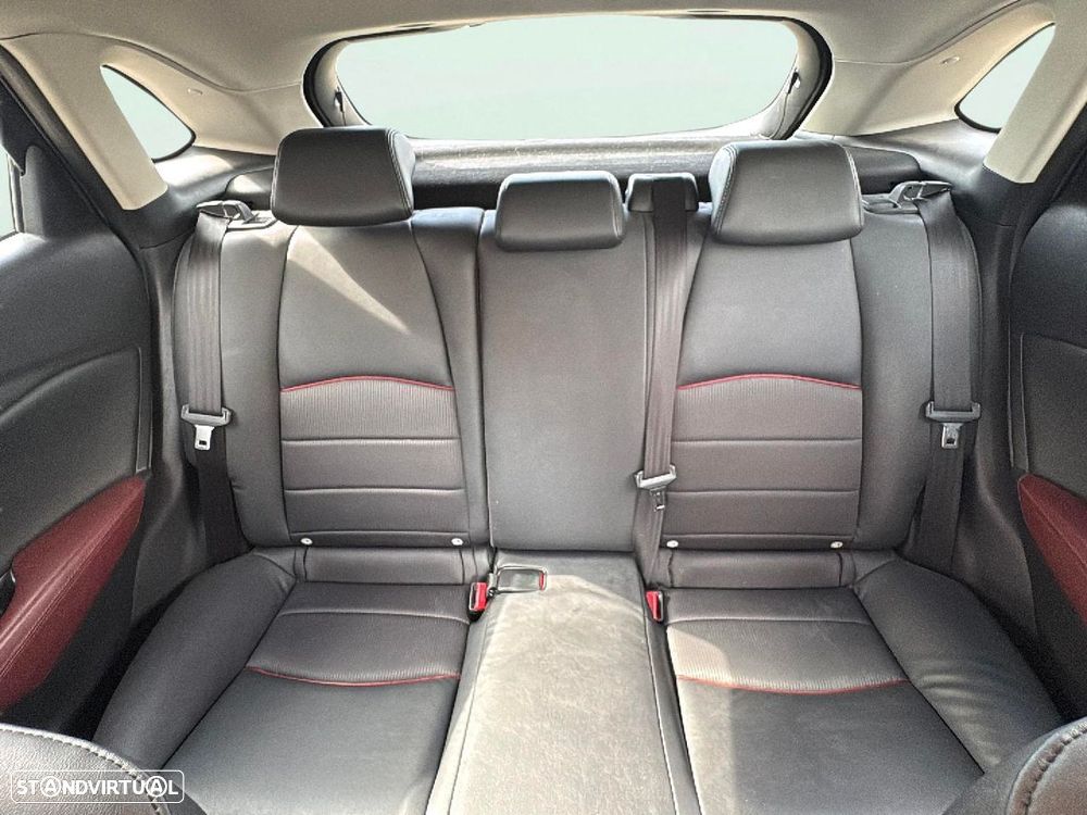 Mazda CX-3 1.5 Sky.Excellence - 17