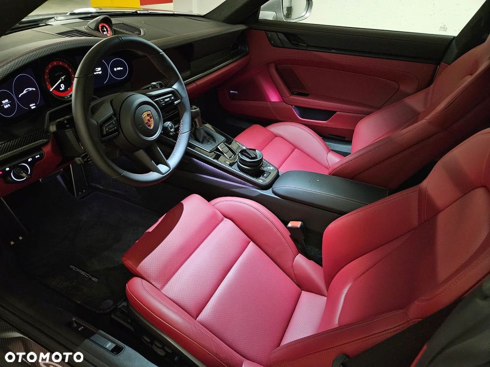 Porsche 911 GT3 Touring PDK - 5