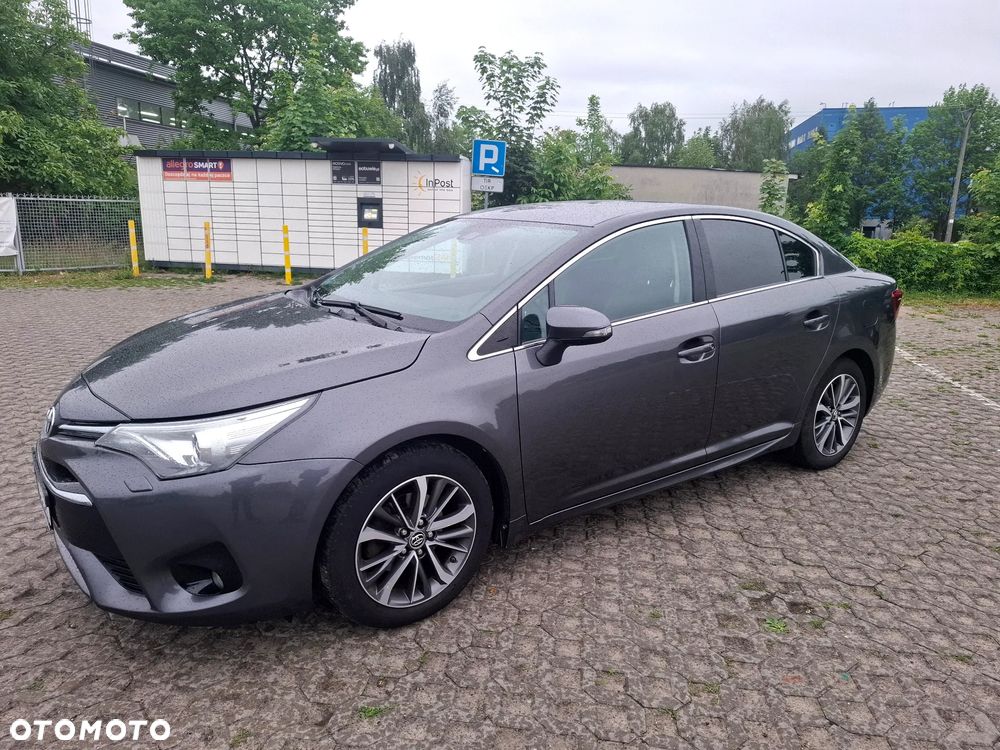 Toyota Avensis 1.8 Prestige - 1