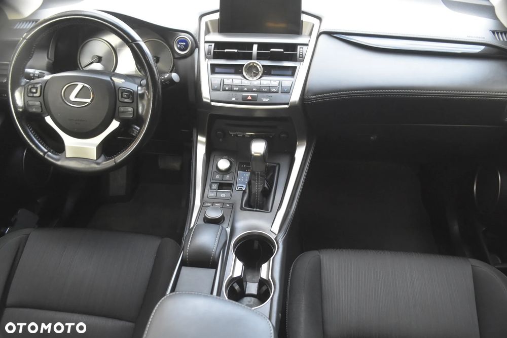 Lexus NX 300h Comfort AWD - 7