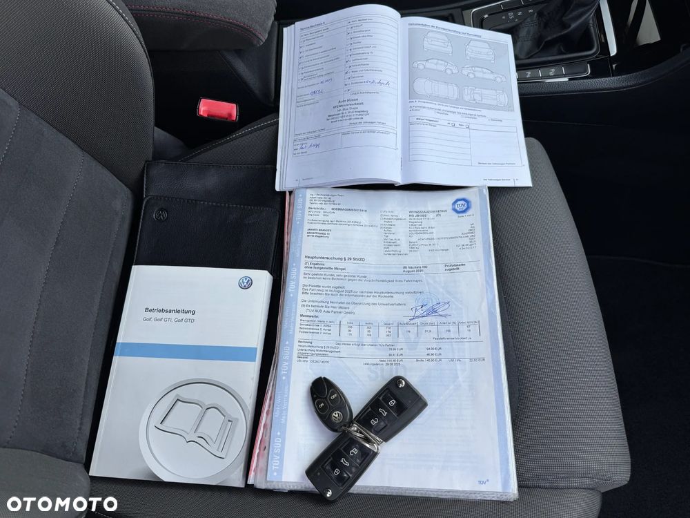 Volkswagen Golf 1.4 TSI BlueMotion Technology DSG Highline - 32