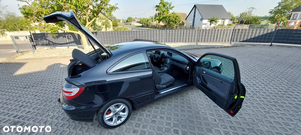 Mercedes-Benz Klasa C - 25