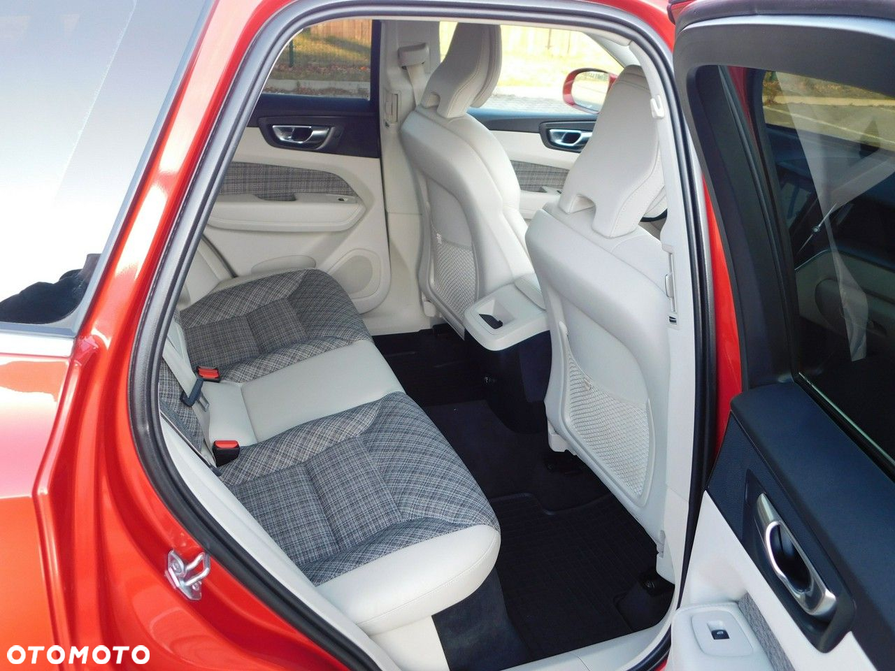 Volvo XC 60 - 16