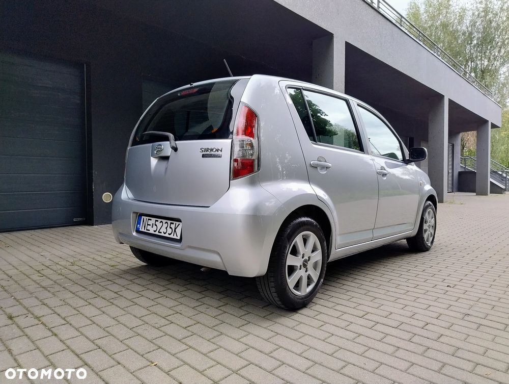 Daihatsu Sirion 1.0 CooLine - 32