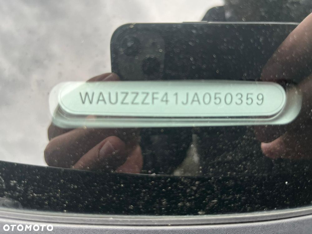 Audi A4 Avant 2.0 TDI Sport S tronic - 36