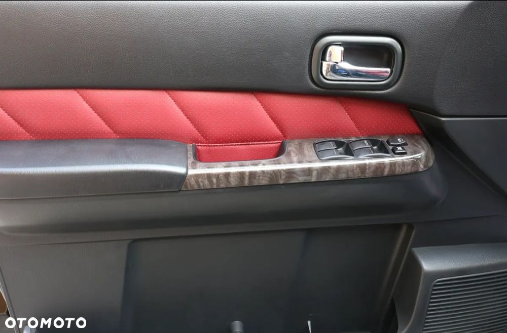 Nissan Patrol - 10