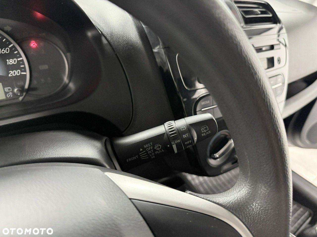 Mitsubishi Space Star 1.0 Inform - 32