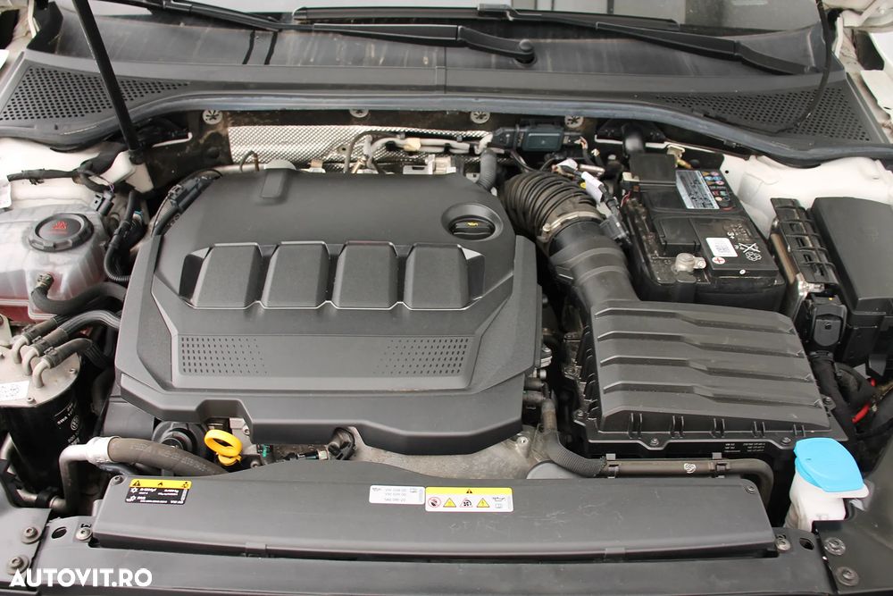 VOLKSWAGEN Passat 2022 — imagine 21