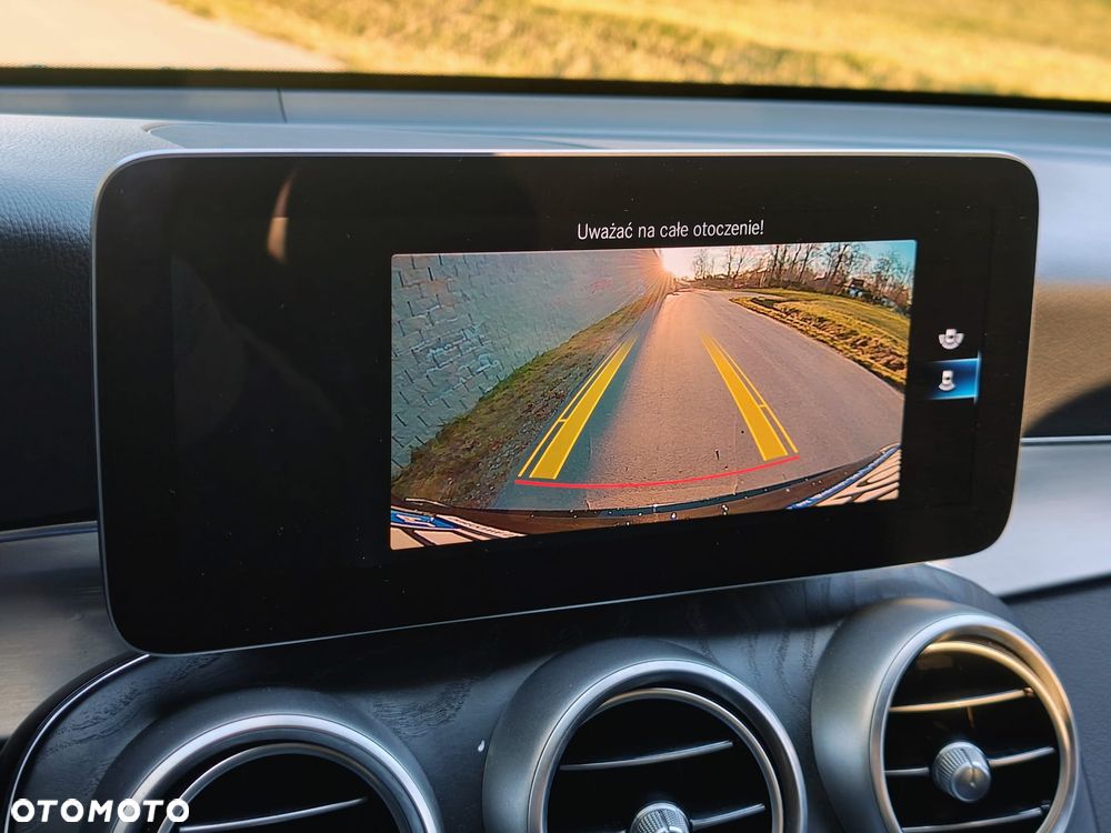 Mercedes-Benz GLC - 18