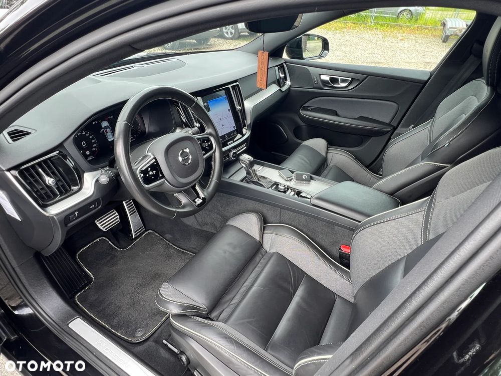 Volvo S60 T4 R-Design - 15