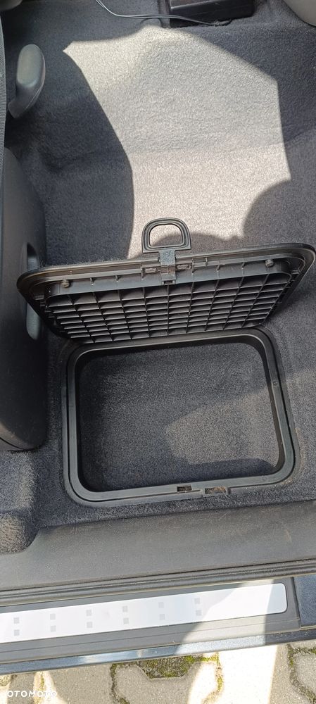 Renault Grand Scenic 2.0 16V Exception - 11
