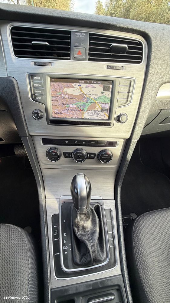 VW Golf 1.6 TDi GPS Edition DSG - 13