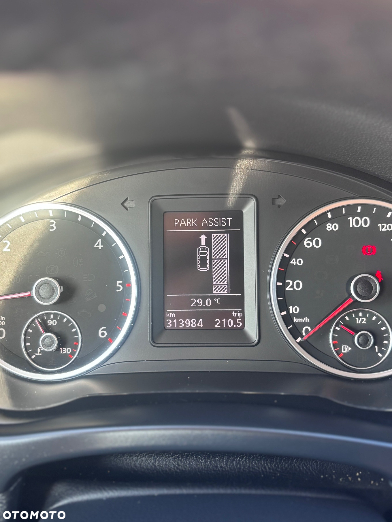 Volkswagen Tiguan 2.0 TDI BlueMot Sport&Style - 10