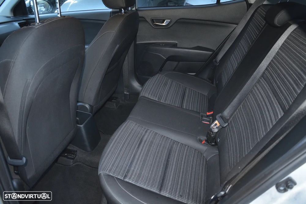 Kia Stonic 1.0 T-GDI Drive - 12