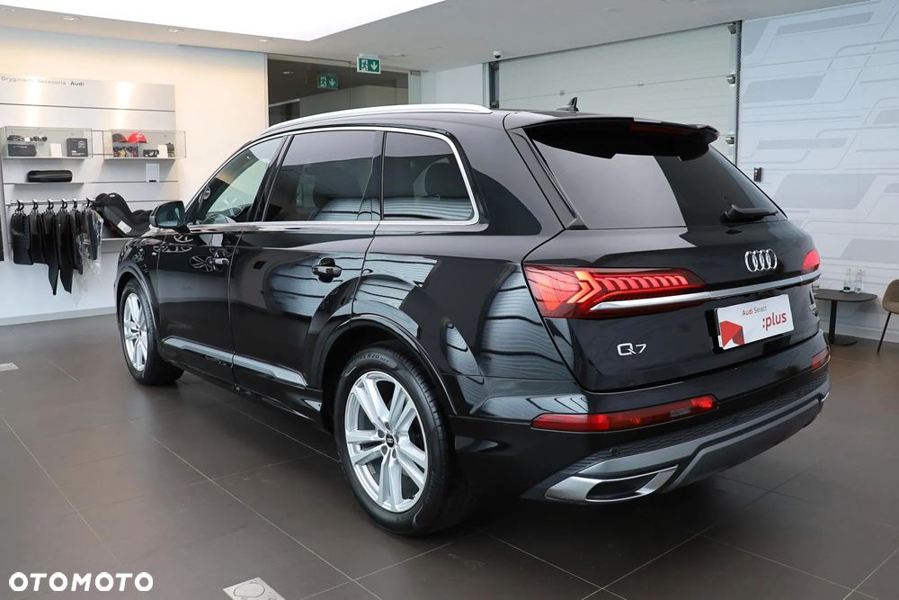 Audi Q7 - 4