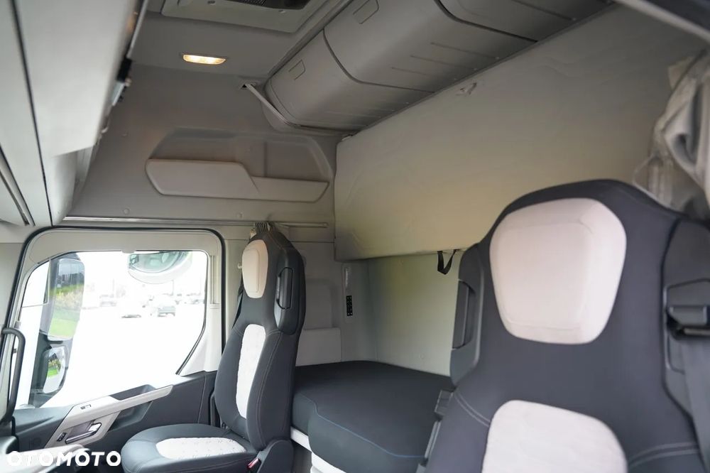 Ford F-MAX 500 / KLIMATYZACJA POSTOJOWA / - 25