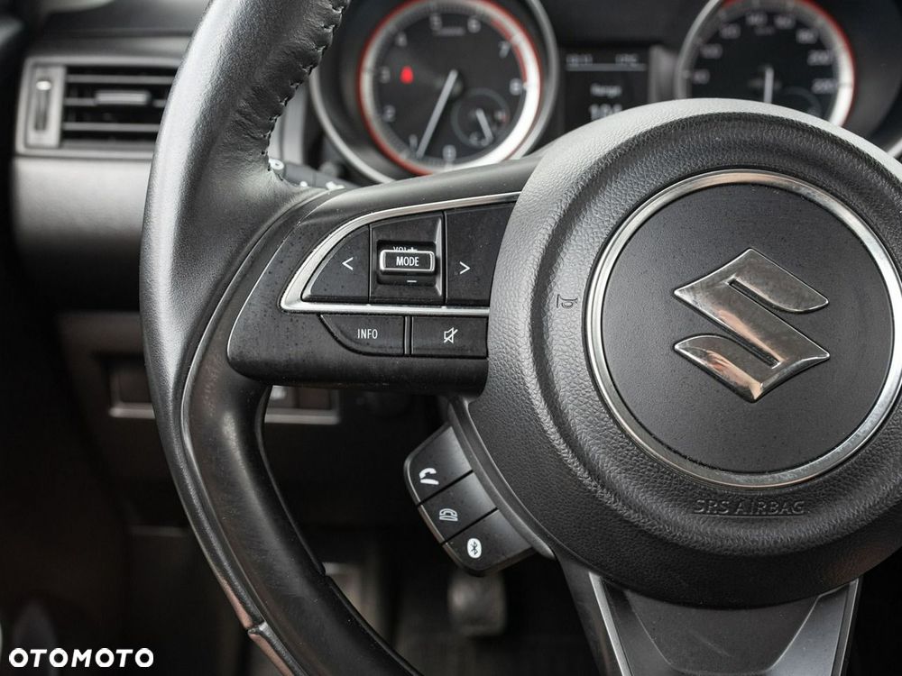 Suzuki Swift - 12