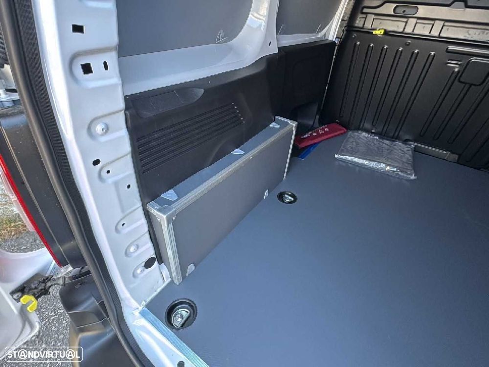 Fiat Doblo Outro - 20