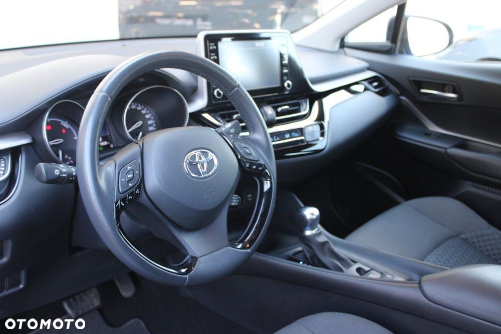 Toyota C-HR - 10