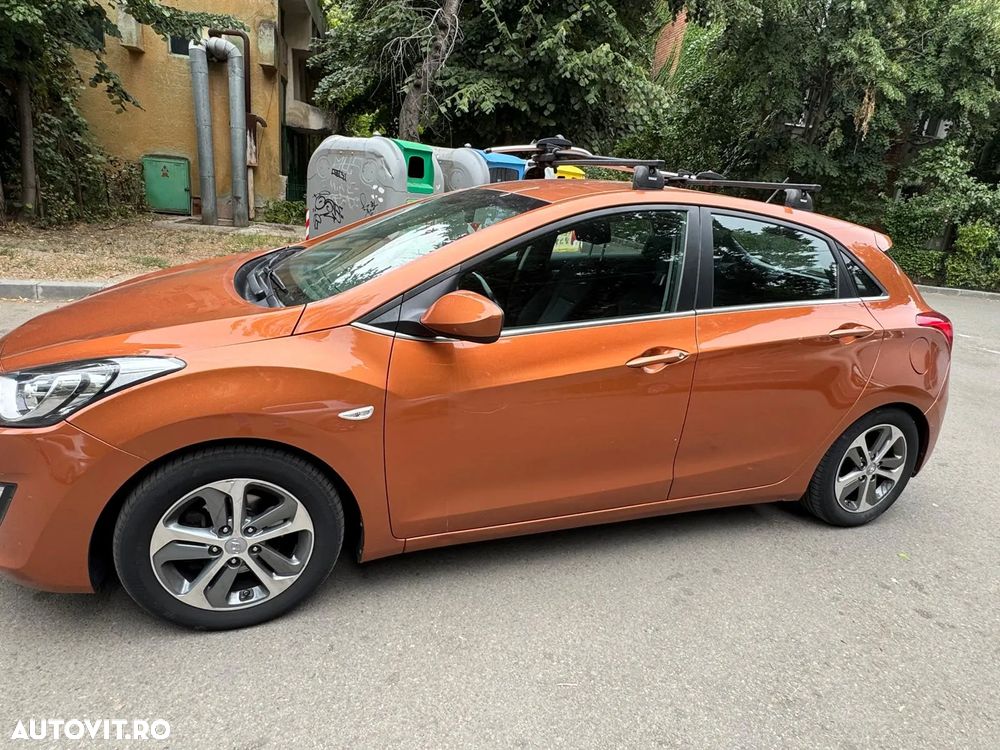 Hyundai i30 1.6 CRDI DPF 5DR MT Highway - 4