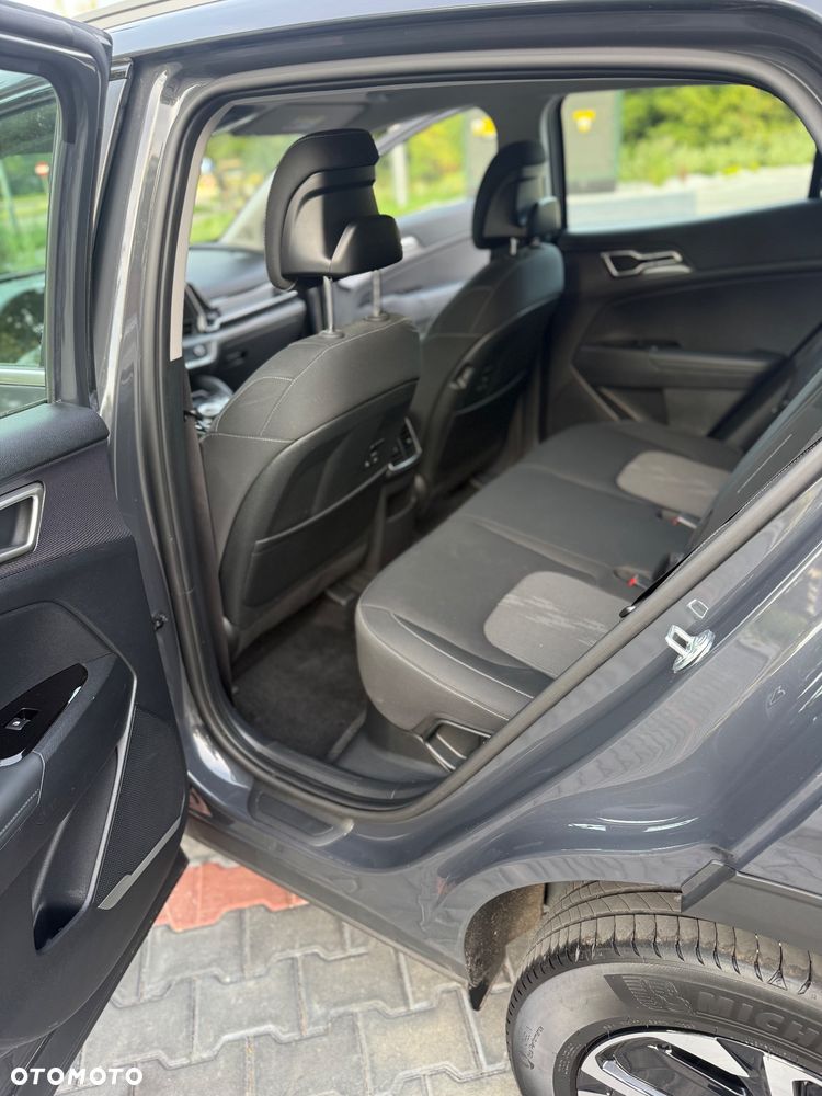 Kia Sportage 1.6 T-GDI HEV Business Line 2WD - 15