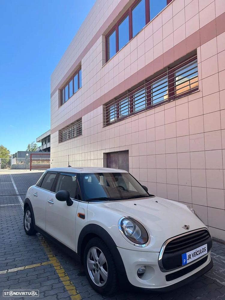MINI 5 Portas One D - 5