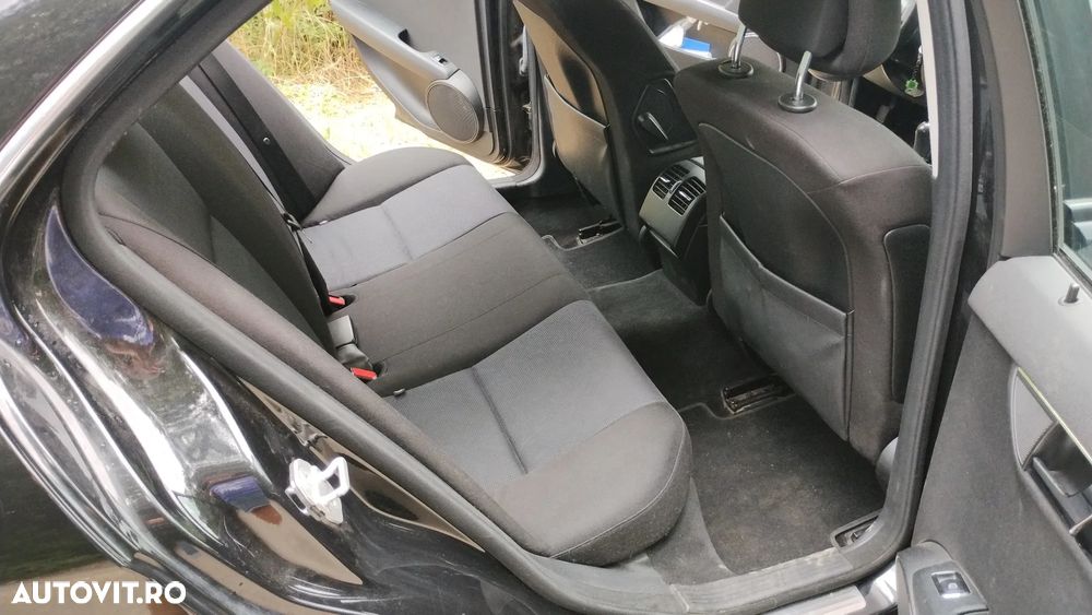 Mercedes-Benz C 200 Avantgarde Edition - 13