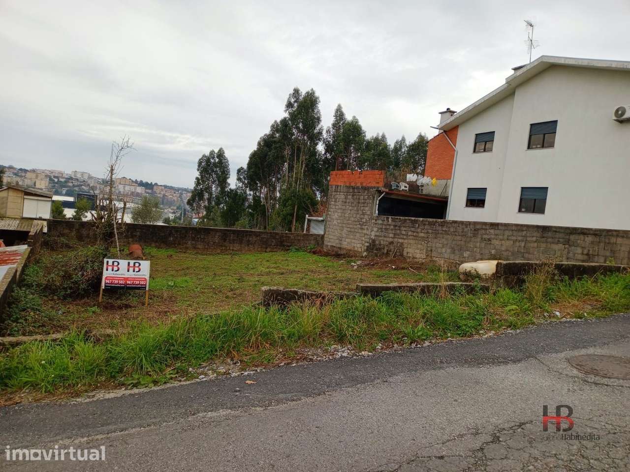 Terreno Urbano  Venda em Macieira de Sarnes,Oliveira de Azeméis - Grande imagem: 2/7