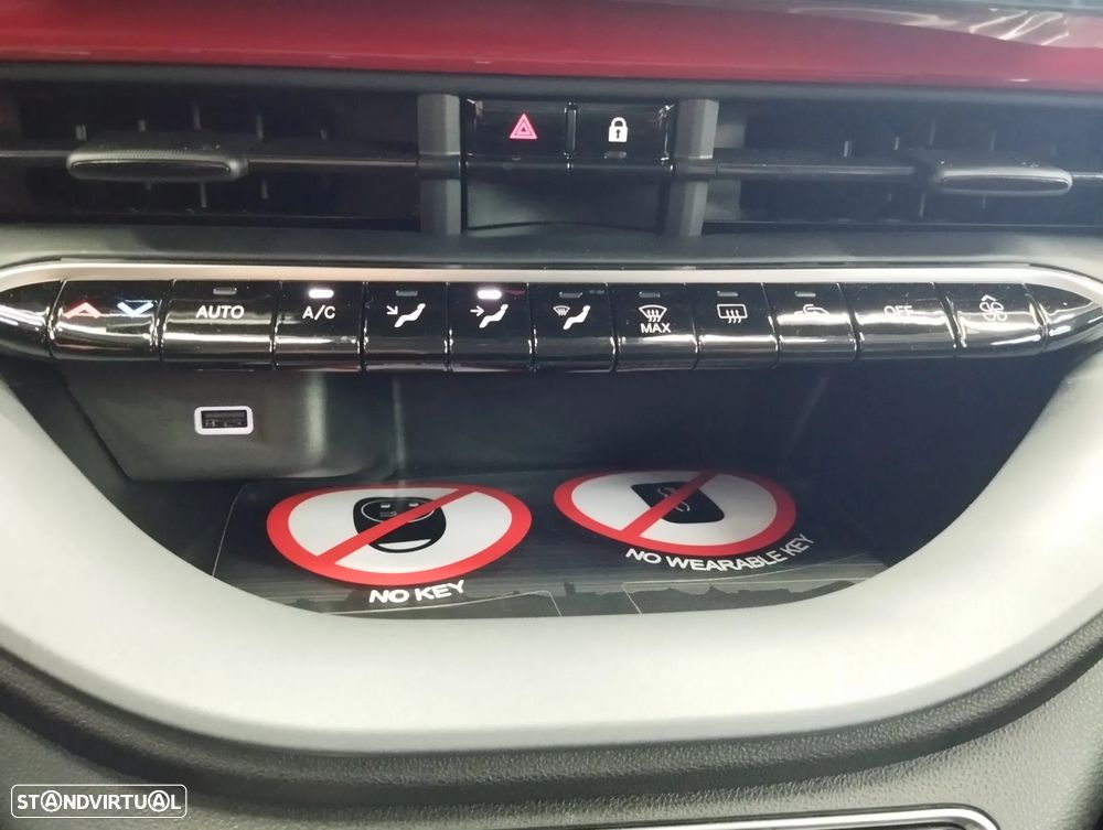 Fiat 500e (RED) - 35