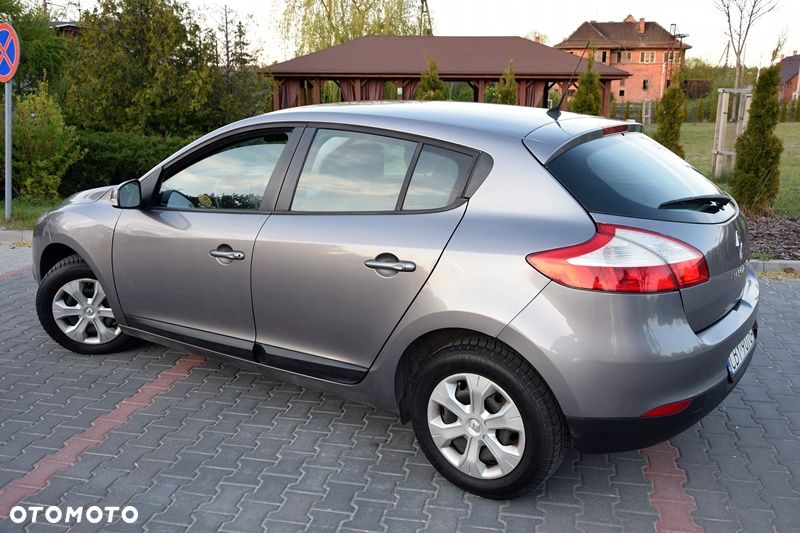Renault Megane 1.6 16V 110 Expression - 3