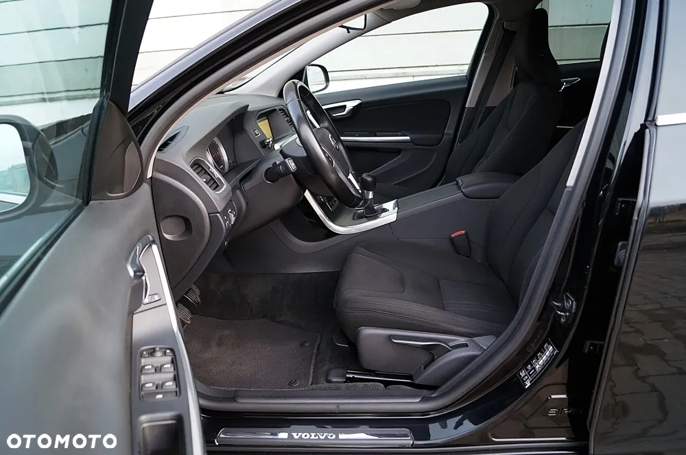 Volvo V60 - 15