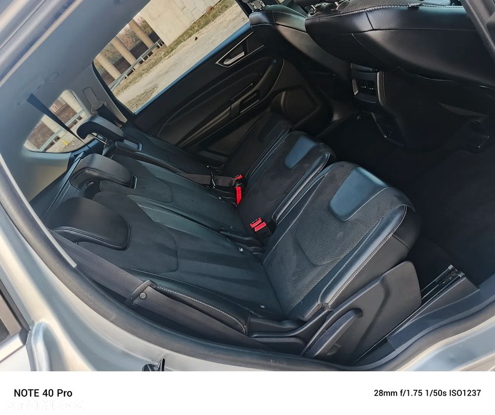 Ford S-Max 2.0 TDCi Titanium - 22