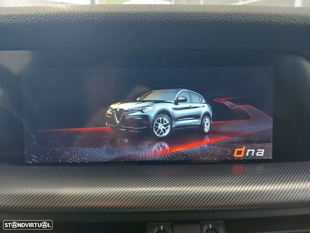 Alfa Romeo Stelvio 2.2 D Sprint AT8 - 39