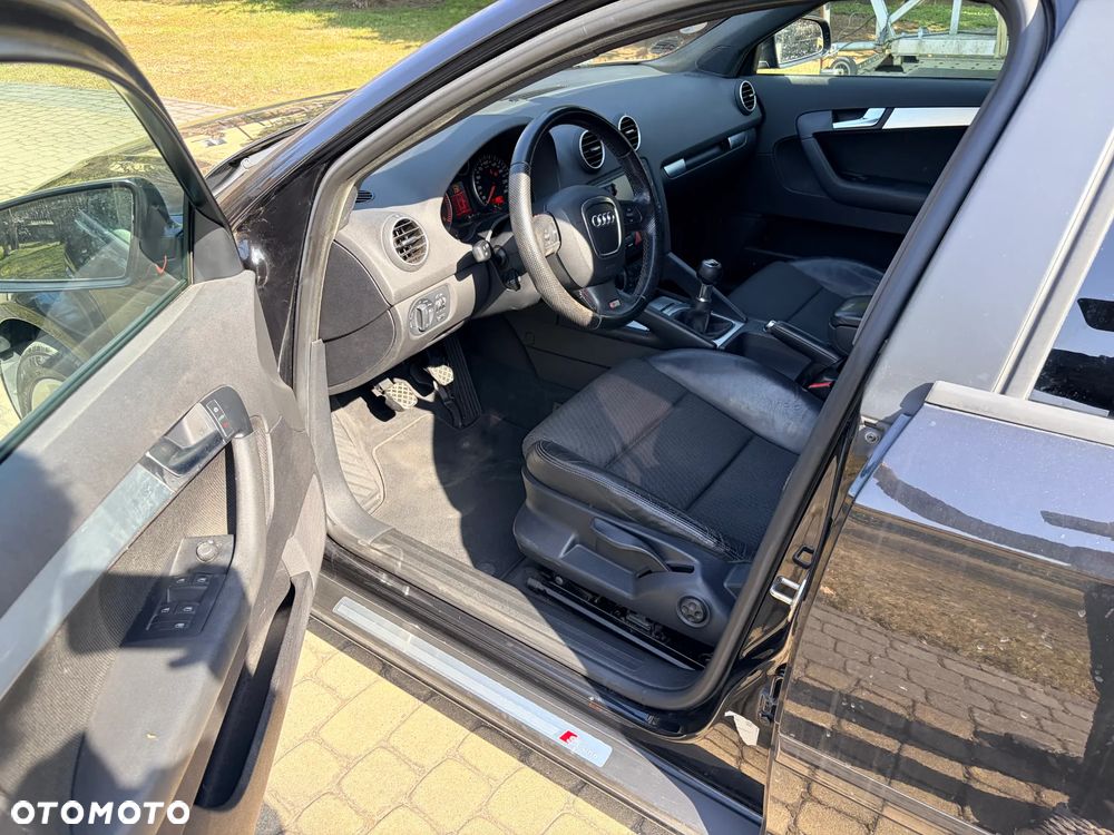 Audi A3 Sportback 2.0 TDI DPF S line Sportpaket plus - 8