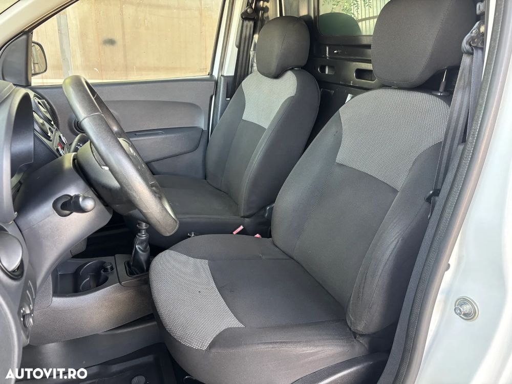 Dacia Dokker 1.5 Blue dCi Laureate - 28