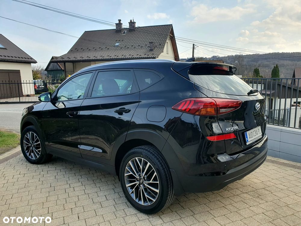Hyundai Tucson 1.6 GDi 2WD Pure - 2