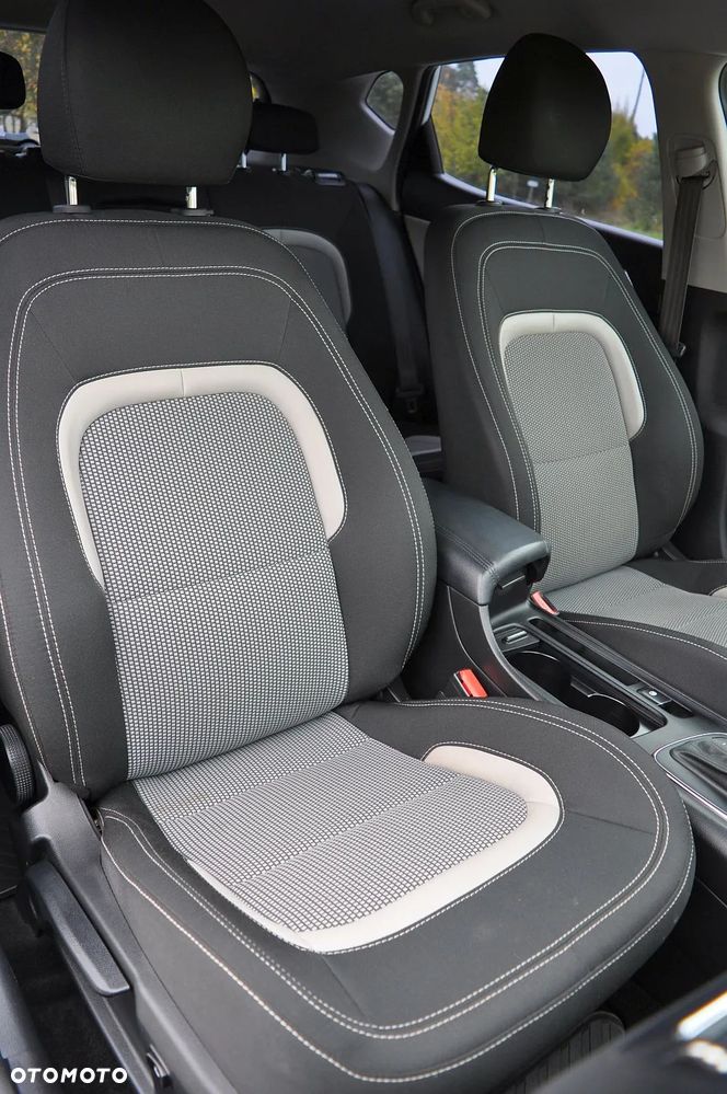 Kia Ceed 1.6 GDI XL DCT - 20