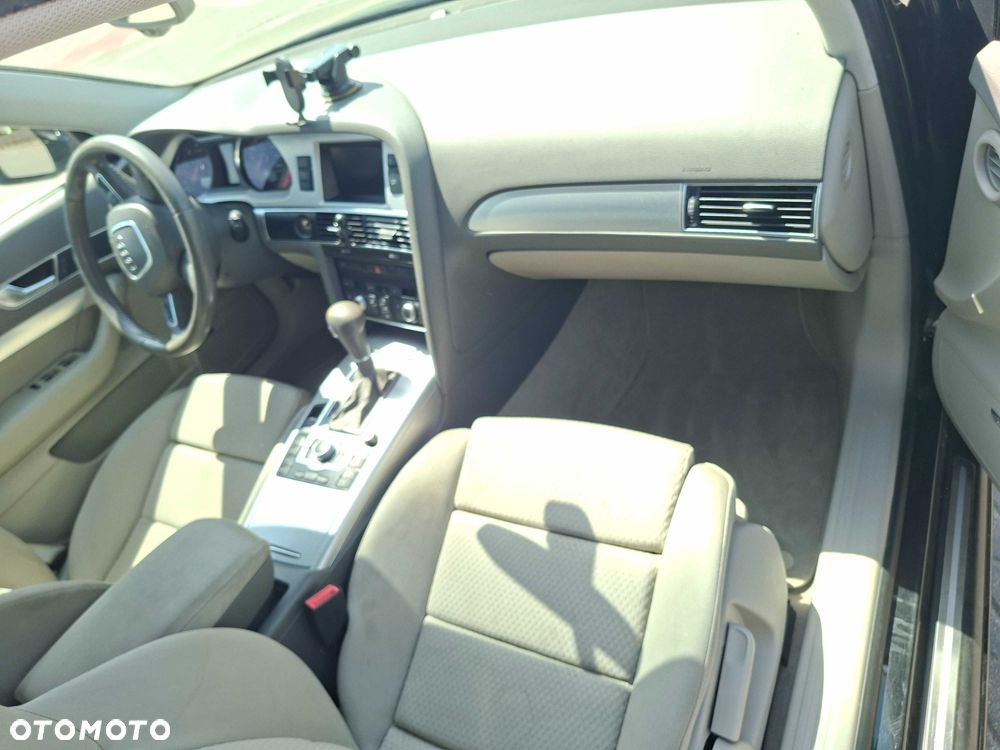 Audi A6 Avant - 8